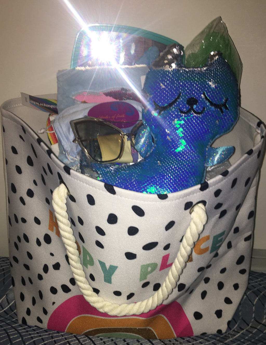 Kandy and Cars LLC beach gift basket with summer themed items